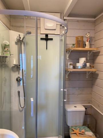 شقة Tinyhouse Woody At The Water سانداكم المظهر الخارجي الصورة