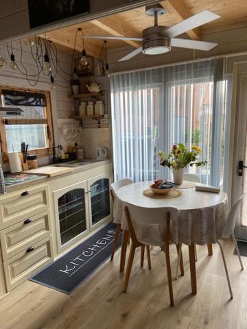 شقة Tinyhouse Woody At The Water سانداكم المظهر الخارجي الصورة